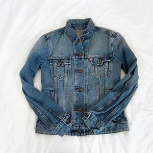 Levi’s Denim Jean Jacket
